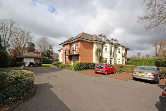 2 Bedroom Flat